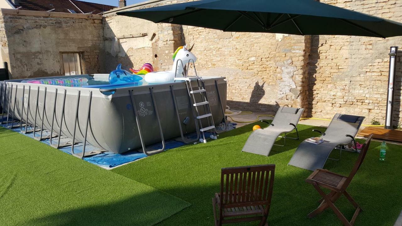 Appartement Le STUDIO vous accueille au cœur de Chaumont à Chaumont  Extérieur photo